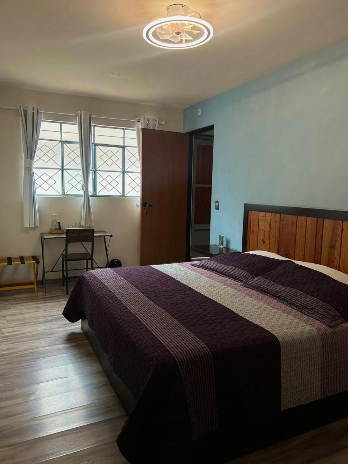 El Salto De Camela Hostal Uruapan  Ngoại thất bức ảnh